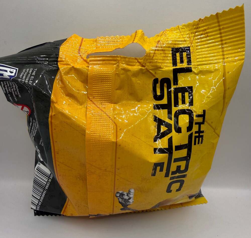 Netflix The Electric State Minifigures Blind Bag Mystery Pack PhatMojo New - Picture 2 of 3